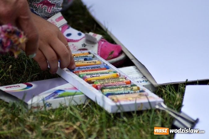 Zdjęcie w galerii na portalu naszwodzislaw.com: Malujemy Wodzisław – plener malarski na rynku  wiadomości z regionu