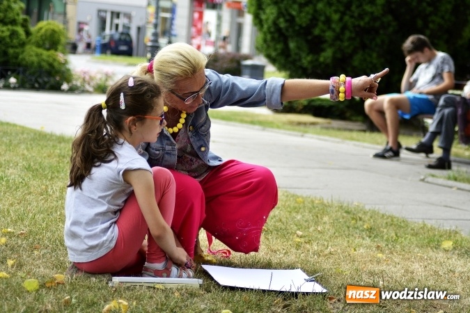 Zdjęcie w galerii na portalu naszwodzislaw.com: Malujemy Wodzisław – plener malarski na rynku  wiadomości z regionu