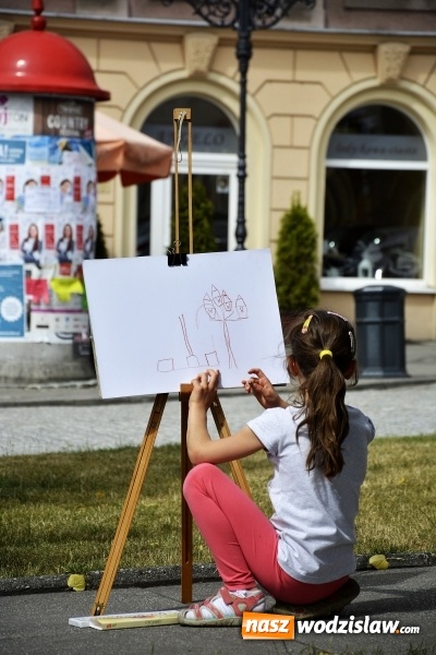 Zdjęcie w galerii na portalu naszwodzislaw.com: Malujemy Wodzisław – plener malarski na rynku  wiadomości z regionu