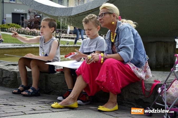 Zdjęcie w galerii na portalu naszwodzislaw.com: Malujemy Wodzisław – plener malarski na rynku  wiadomości z regionu