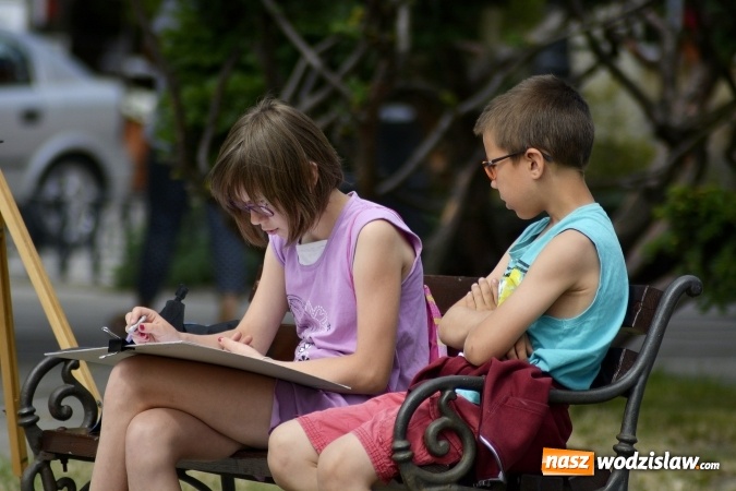 Zdjęcie w galerii na portalu naszwodzislaw.com: Malujemy Wodzisław – plener malarski na rynku  wiadomości z regionu
