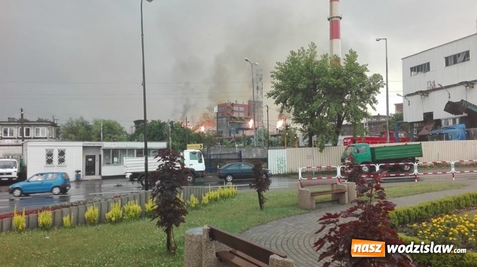 Zdjęcie w galerii na portalu naszwodzislaw.com: Dementujemy plotki. Nie pali się Koksownia w Radlinie! wiadomości z regionu