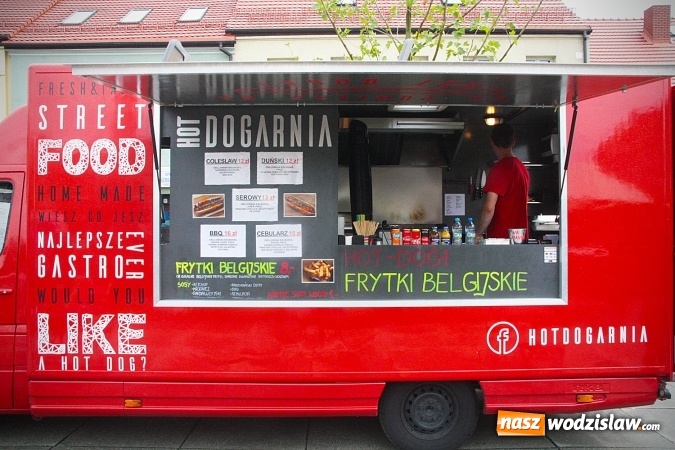 Zdjęcie w galerii na portalu naszwodzislaw.com: Food trucki znowu goszczą w Wodzisławiu wiadomości z regionu