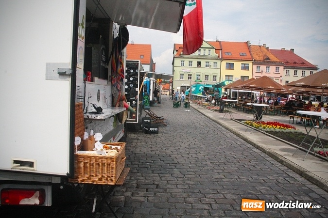 Zdjęcie w galerii na portalu naszwodzislaw.com: Food trucki znowu goszczą w Wodzisławiu wiadomości z regionu