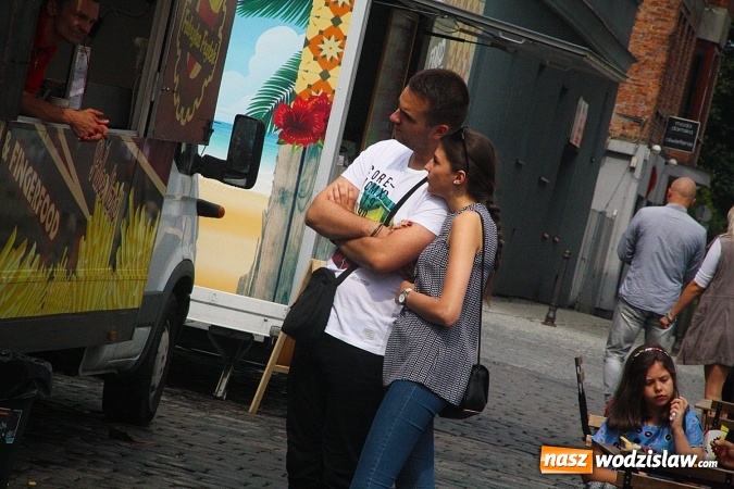 Zdjęcie w galerii na portalu naszwodzislaw.com: Food trucki znowu goszczą w Wodzisławiu wiadomości z regionu