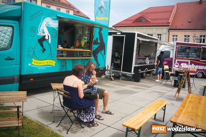 Zdjęcie w galerii na portalu naszwodzislaw.com: Food trucki znowu goszczą w Wodzisławiu wiadomości z regionu