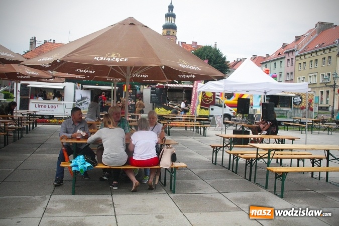 Zdjęcie w galerii na portalu naszwodzislaw.com: Food trucki znowu goszczą w Wodzisławiu wiadomości z regionu