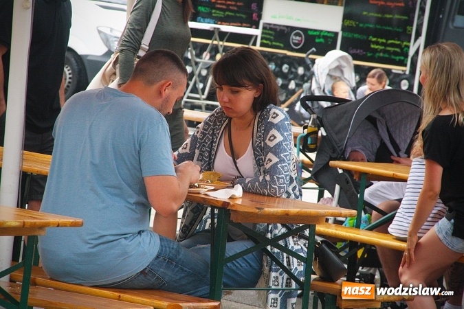 Zdjęcie w galerii na portalu naszwodzislaw.com: Food trucki znowu goszczą w Wodzisławiu wiadomości z regionu