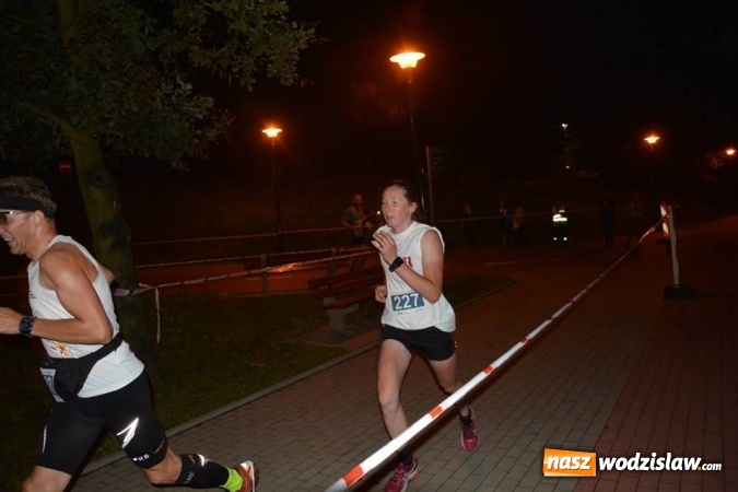 Zdjęcie w galerii na portalu naszwodzislaw.com: III Nocny Bieg z Gwiazdami. Ukraińcy na pierwszych miejscach  wiadomości z regionu