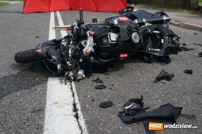 Zdjęcie w galerii na portalu naszwodzislaw.com: Śmiertelny wypadek w Marklowicach. Nie żyje motocyklista wiadomości z regionu