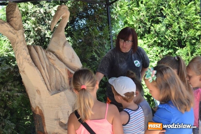 Zdjęcie w galerii na portalu naszwodzislaw.com: Jak zrobić coś z niczego? W Gołkowicach zorganizowano plener rzeźbiarski wiadomości z regionu