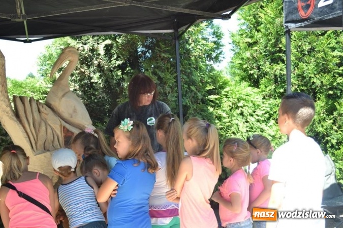 Zdjęcie w galerii na portalu naszwodzislaw.com: Jak zrobić coś z niczego? W Gołkowicach zorganizowano plener rzeźbiarski wiadomości z regionu