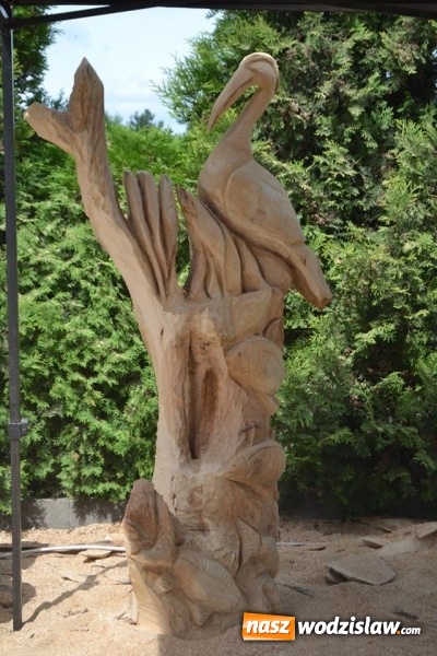 Zdjęcie w galerii na portalu naszwodzislaw.com: Jak zrobić coś z niczego? W Gołkowicach zorganizowano plener rzeźbiarski wiadomości z regionu