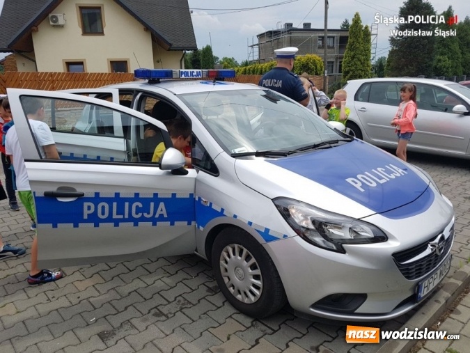 Zdjęcie w galerii na portalu naszwodzislaw.com: Policjanci o bezpieczeństwie podczas półkolonii  wiadomości z regionu