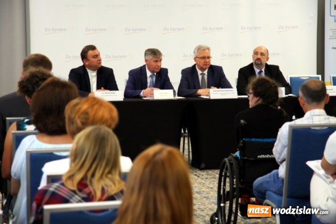 Zdjęcie w galerii na portalu naszwodzislaw.com: Program Za życiem. Do tej pory na Śląsku pomoc otrzymało 151 rodzin w łącznej wysokości 604 tys. zł wiadomości z regionu