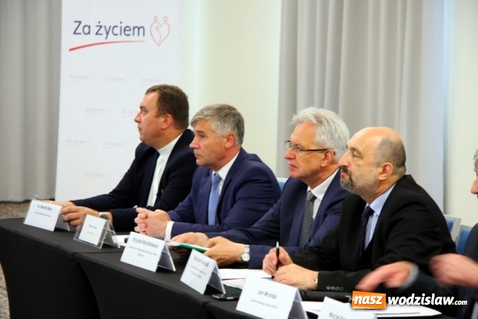 Zdjęcie w galerii na portalu naszwodzislaw.com: Program Za życiem. Do tej pory na Śląsku pomoc otrzymało 151 rodzin w łącznej wysokości 604 tys. zł wiadomości z regionu