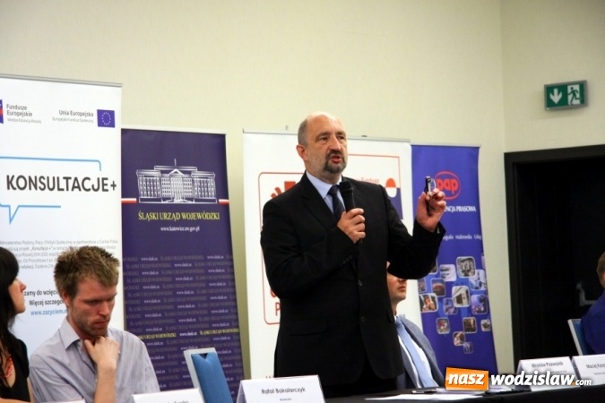 Zdjęcie w galerii na portalu naszwodzislaw.com: Program Za życiem. Do tej pory na Śląsku pomoc otrzymało 151 rodzin w łącznej wysokości 604 tys. zł wiadomości z regionu