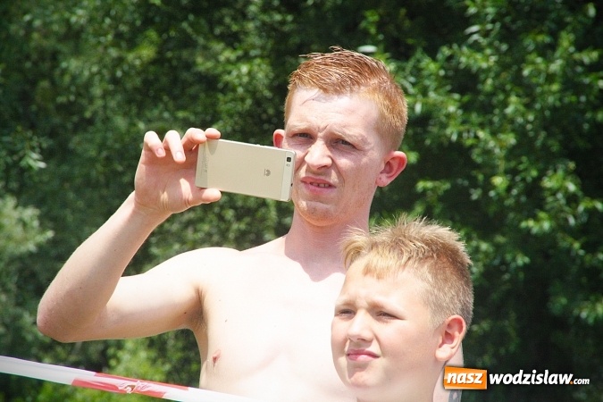 Zdjęcie w galerii na portalu naszwodzislaw.com: W poszukiwaniu Nemo. Za nami I Dziecięce Zawody Kajakowe o Puchar Wójta Gminy Gorzyce  wiadomości z regionu