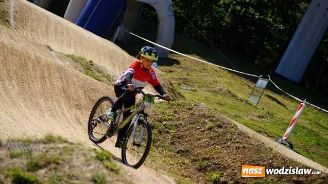 Zdjęcie w galerii na portalu naszwodzislaw.com:  Polsko-Czeskie zawody BMX Racing w Rodzinnym Parku Rozrywki  wiadomości z regionu