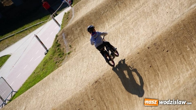 Zdjęcie w galerii na portalu naszwodzislaw.com:  Polsko-Czeskie zawody BMX Racing w Rodzinnym Parku Rozrywki  wiadomości z regionu