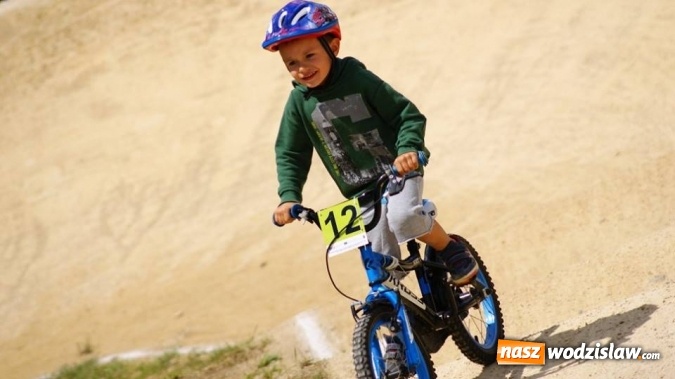 Zdjęcie w galerii na portalu naszwodzislaw.com:  Polsko-Czeskie zawody BMX Racing w Rodzinnym Parku Rozrywki  wiadomości z regionu