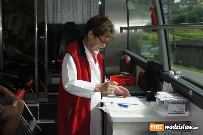 Zdjęcie w galerii na portalu naszwodzislaw.com: Akcja krwiodawcza przy Remizie OSP w Mszanie. Pomogło 20 osób  wiadomości z regionu