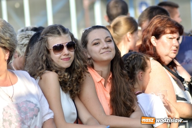 Zdjęcie w galerii na portalu naszwodzislaw.com: Wakacyjna impreza w klimacie Disco-Polo z Zenkiem Martyniukiem i zespołem Boys wiadomości z regionu