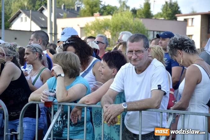 Zdjęcie w galerii na portalu naszwodzislaw.com: Wakacyjna impreza w klimacie Disco-Polo z Zenkiem Martyniukiem i zespołem Boys wiadomości z regionu