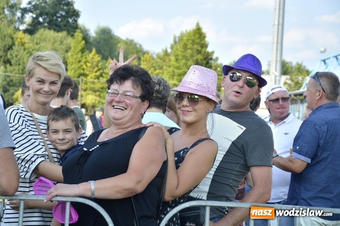 Zdjęcie w galerii na portalu naszwodzislaw.com: Wakacyjna impreza w klimacie Disco-Polo z Zenkiem Martyniukiem i zespołem Boys wiadomości z regionu