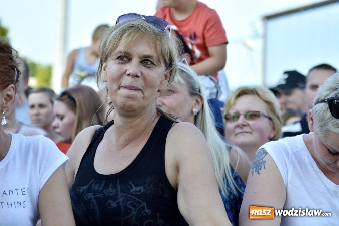 Zdjęcie w galerii na portalu naszwodzislaw.com: Wakacyjna impreza w klimacie Disco-Polo z Zenkiem Martyniukiem i zespołem Boys wiadomości z regionu