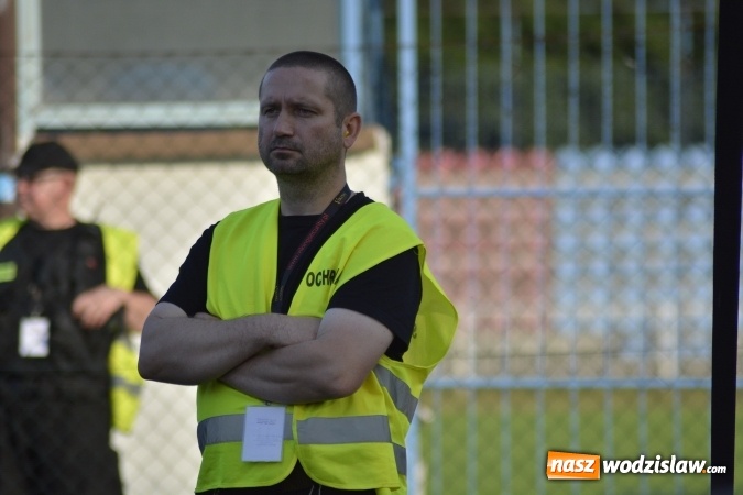 Zdjęcie w galerii na portalu naszwodzislaw.com: Wakacyjna impreza w klimacie Disco-Polo z Zenkiem Martyniukiem i zespołem Boys wiadomości z regionu