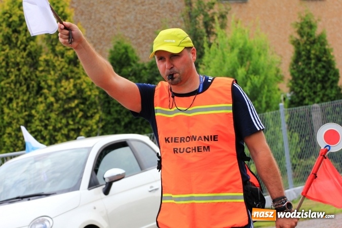 Zdjęcie w galerii na portalu naszwodzislaw.com: Pielgrzymi z Lubomi ruszyli w drogę. Przed nimi 4 dni maszerowania i modlitwy wiadomości z regionu