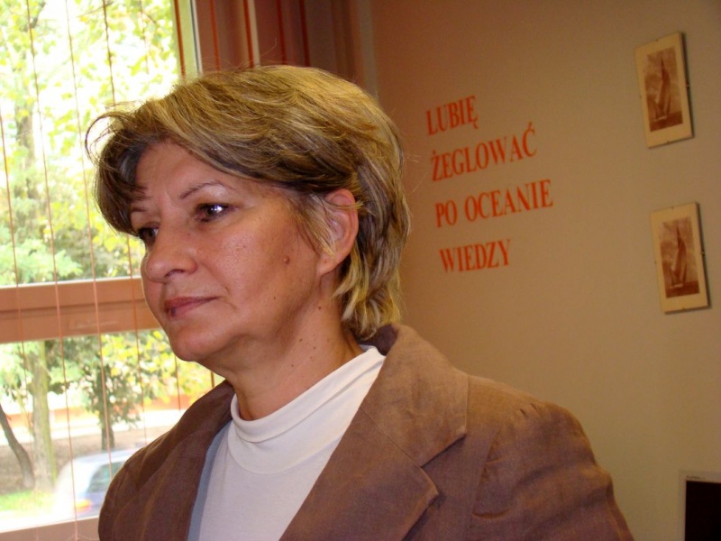 Zdjęcie w galerii na portalu naszwodzislaw.com: Przywieźli z Niemiec 14 kartonów książek wiadomości z regionu