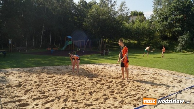 Zdjęcie w galerii na portalu naszwodzislaw.com: Turniej siatkówki plażowej z Gminnym Ośrodkiem Sportu w Mszanie wiadomości z regionu