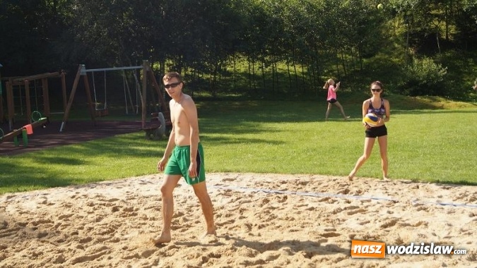 Zdjęcie w galerii na portalu naszwodzislaw.com: Turniej siatkówki plażowej z Gminnym Ośrodkiem Sportu w Mszanie wiadomości z regionu