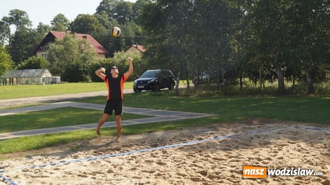 Zdjęcie w galerii na portalu naszwodzislaw.com: Turniej siatkówki plażowej z Gminnym Ośrodkiem Sportu w Mszanie wiadomości z regionu