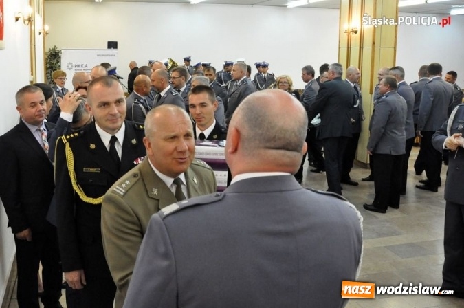 Zdjęcie w galerii na portalu naszwodzislaw.com: Pierwszy Dzień Generała w komendzie wojewódzkiej wiadomości z regionu