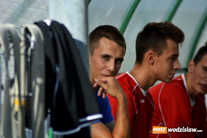 Zdjęcie w galerii na portalu naszwodzislaw.com: Sparingowe granie przy Młodzieżowej. Gwiazda Skrzyszów minimalnie lepsza od Naprzodu Zawada wiadomości z regionu