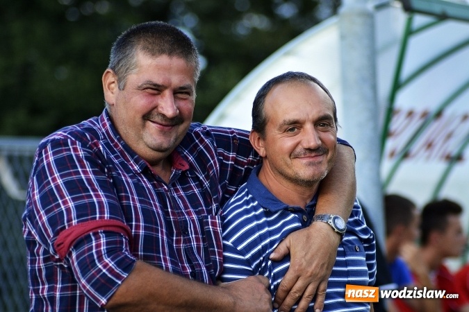 Zdjęcie w galerii na portalu naszwodzislaw.com: Sparingowe granie przy Młodzieżowej. Gwiazda Skrzyszów minimalnie lepsza od Naprzodu Zawada wiadomości z regionu