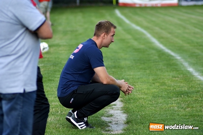 Zdjęcie w galerii na portalu naszwodzislaw.com: Sparingowe granie przy Młodzieżowej. Gwiazda Skrzyszów minimalnie lepsza od Naprzodu Zawada wiadomości z regionu