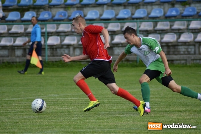 Zdjęcie w galerii na portalu naszwodzislaw.com: Sparingowe granie przy Młodzieżowej. Gwiazda Skrzyszów minimalnie lepsza od Naprzodu Zawada wiadomości z regionu