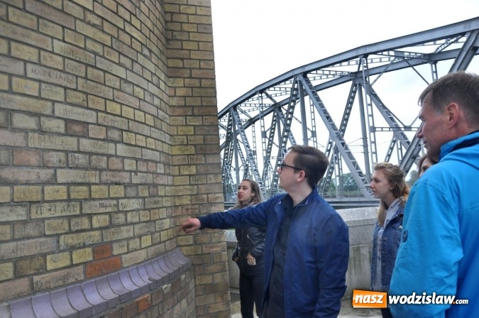 Zdjęcie w galerii na portalu naszwodzislaw.com: Wodzisławscy plastycy na plenerze w Tczewie wiadomości z regionu