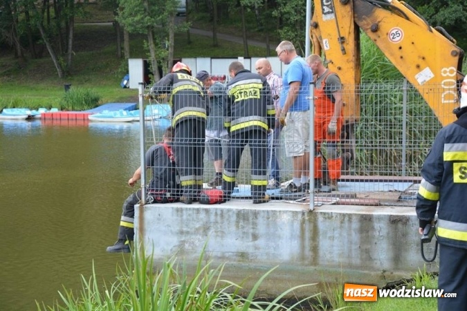 Zdjęcie w galerii na portalu naszwodzislaw.com: Doszło do uszkodzenia śluzy wodnej w zbiorniku na Balatonie. Poziom wody znacznie się obniżył! wiadomości z regionu