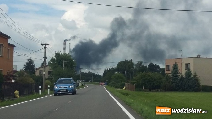 Zdjęcie w galerii na portalu naszwodzislaw.com: Pożar w Czechach. Godów zadymiony wiadomości z regionu