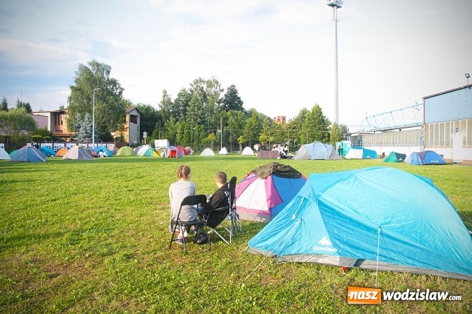 Zdjęcie w galerii na portalu naszwodzislaw.com: Wystartowała 14. edycja Najcieplejszego Miejsca na Ziemi. Pierwsze zdjęcia wiadomości z regionu