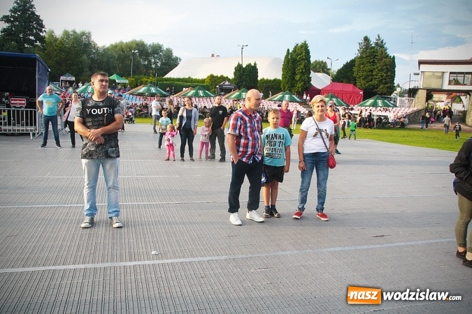 Zdjęcie w galerii na portalu naszwodzislaw.com: Wystartowała 14. edycja Najcieplejszego Miejsca na Ziemi. Pierwsze zdjęcia wiadomości z regionu
