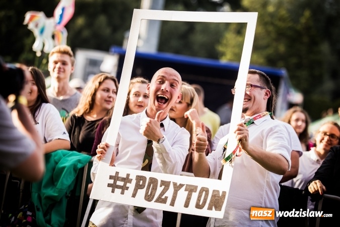Zdjęcie w galerii na portalu naszwodzislaw.com: Kamil Bednarek na finał pierwszego dnia 14. edycji Najcieplejszego Miejsca na Ziemi wiadomości z regionu