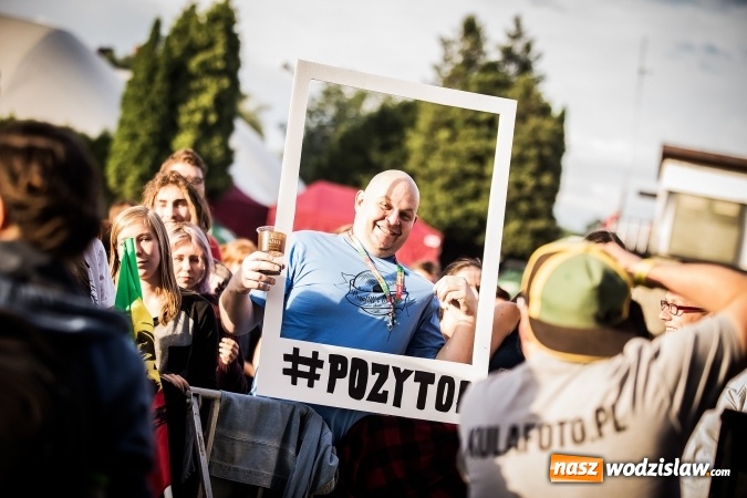 Zdjęcie w galerii na portalu naszwodzislaw.com: Kamil Bednarek na finał pierwszego dnia 14. edycji Najcieplejszego Miejsca na Ziemi wiadomości z regionu