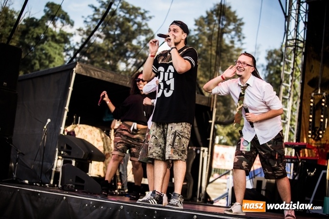 Zdjęcie w galerii na portalu naszwodzislaw.com: Kamil Bednarek na finał pierwszego dnia 14. edycji Najcieplejszego Miejsca na Ziemi wiadomości z regionu