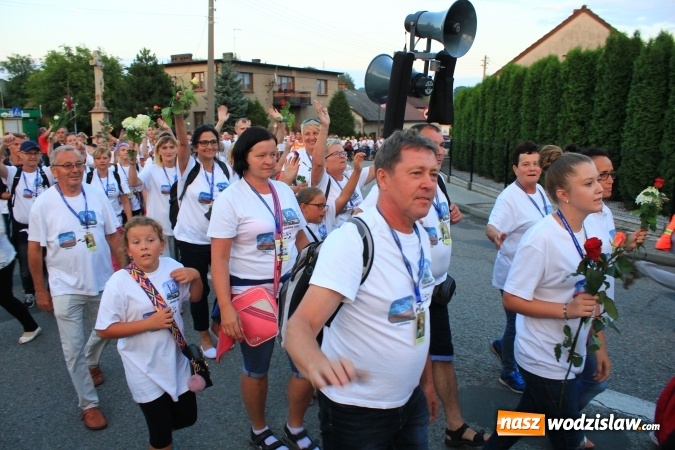 Zdjęcie w galerii na portalu naszwodzislaw.com: Lubomscy pielgrzymi wrócili już do domów wiadomości z regionu